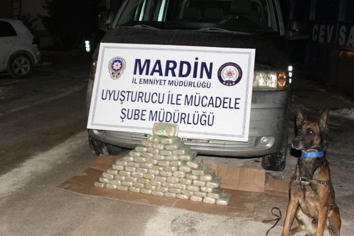 Mardin Emniyeti Diyarbakır\'da 40 Kilogram Eroin Yakaladı