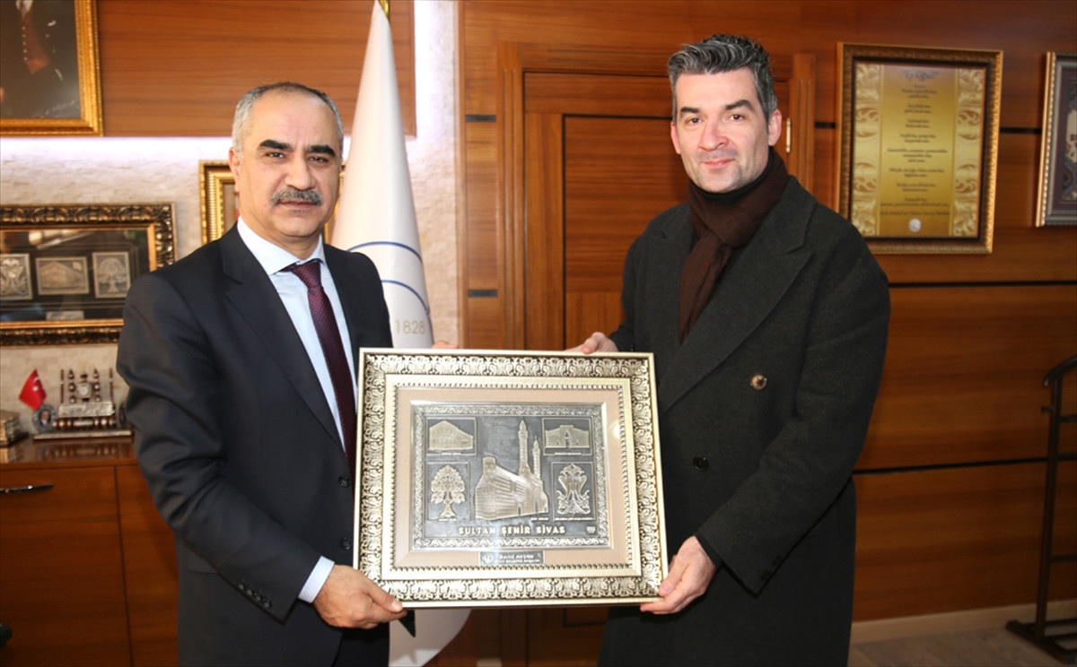 Milli Kareteci Alagaş, Başkan Aydın\'ı Ziyaret Etti
