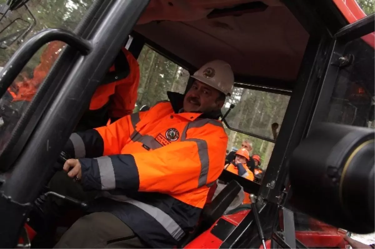 Orman ve Su İşleri Bakanı Prof. Dr. Veysel Eroğlu: "Tıbbi Aromatik Bitkilerde 5 Milyar Dolar...