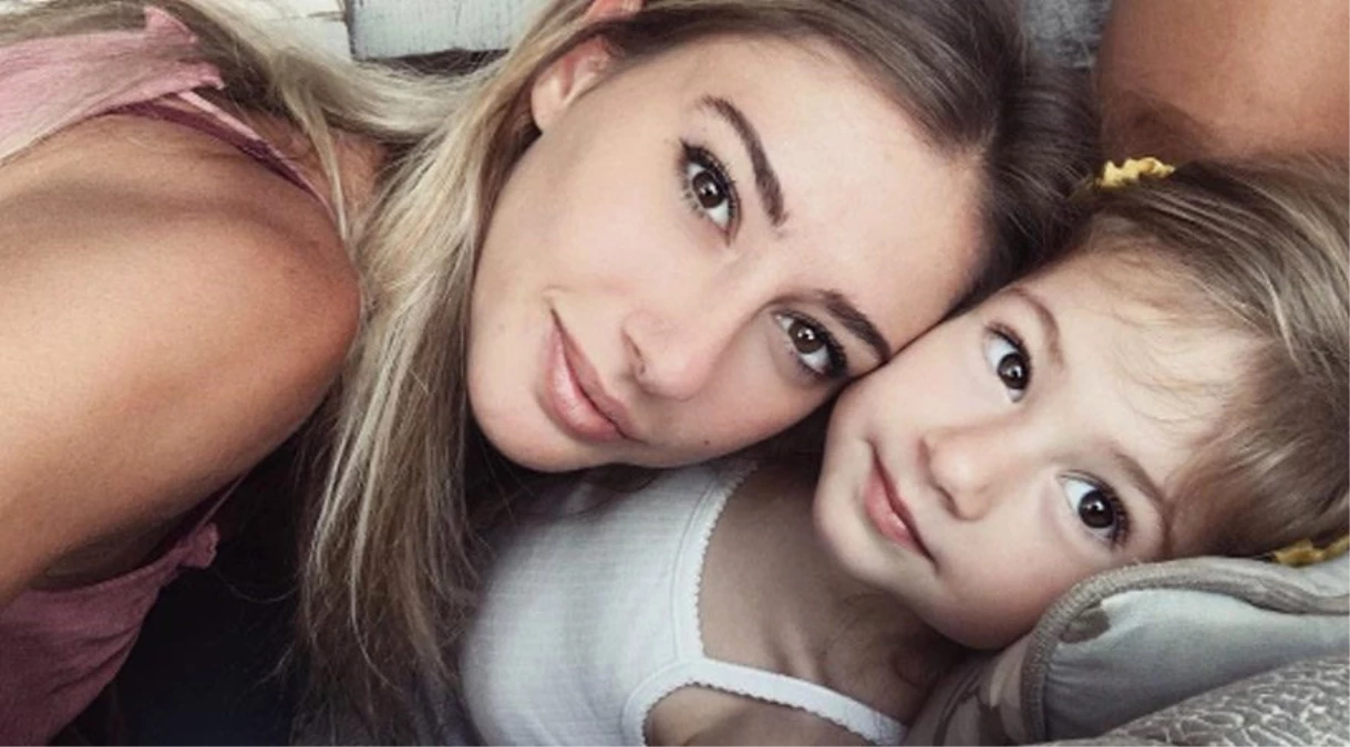 Şeyma Subaşı, Kızının Sevincini Instagram Hesabından Paylaştı