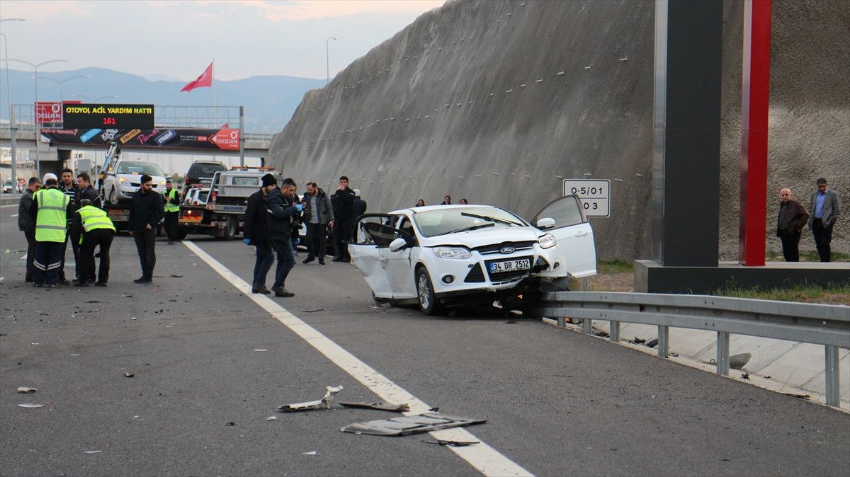 Siirt\'te Trafik Kazası: 1 Ölü, 4 Yaralı