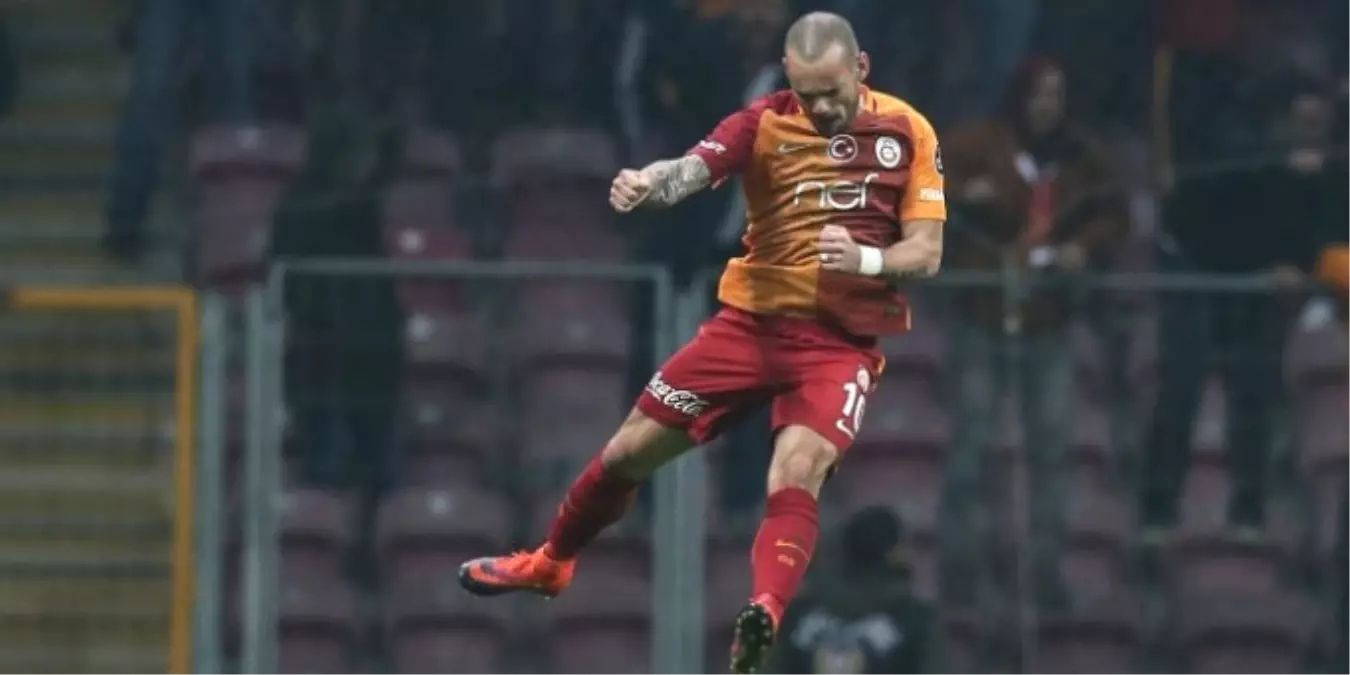 Sneijder\'den Galatasaray\'a Teklif!