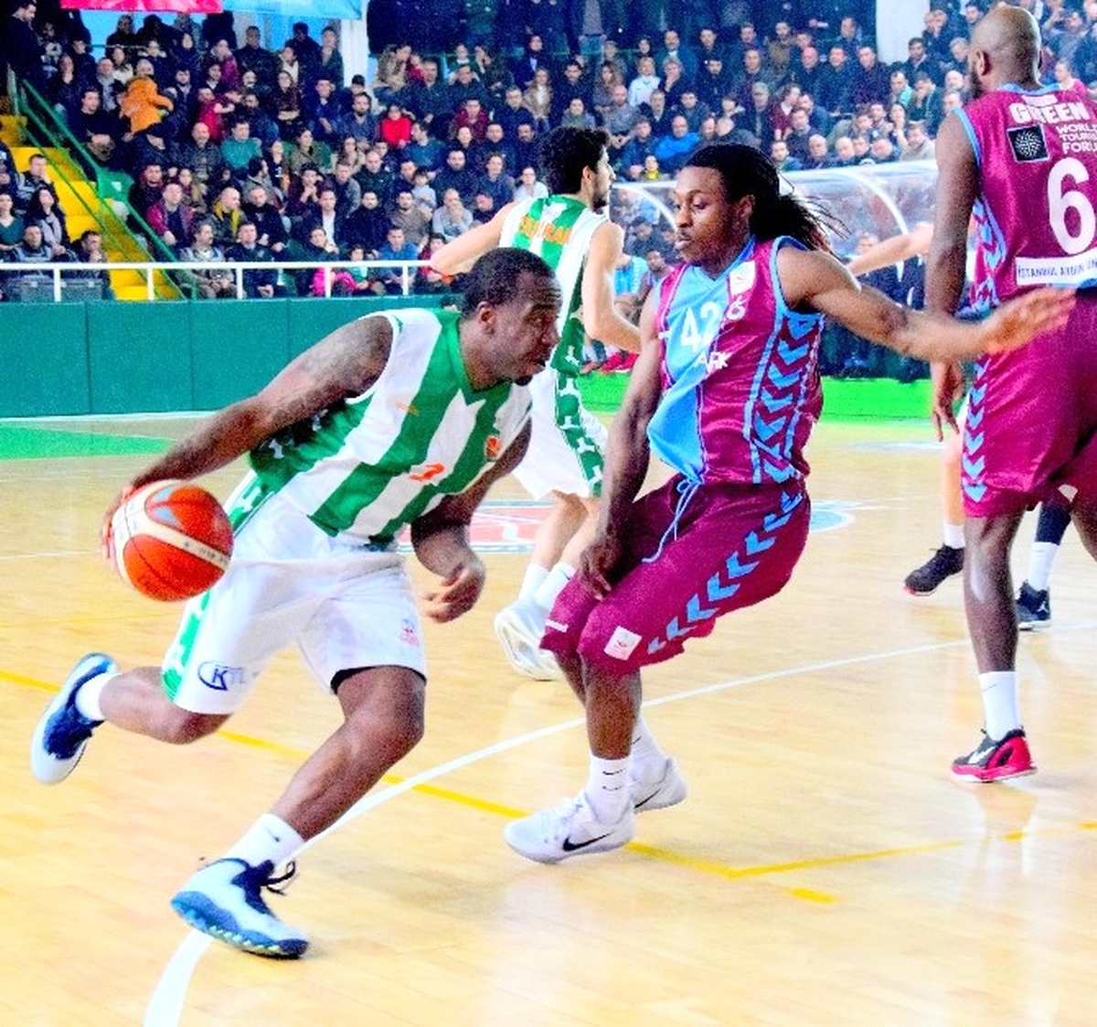 Trabzonspor Medical Park\'ta Hakem Tepkisi