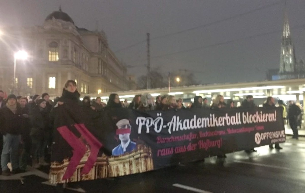 Viyana\'da "Anti Faşist" Gösterisi