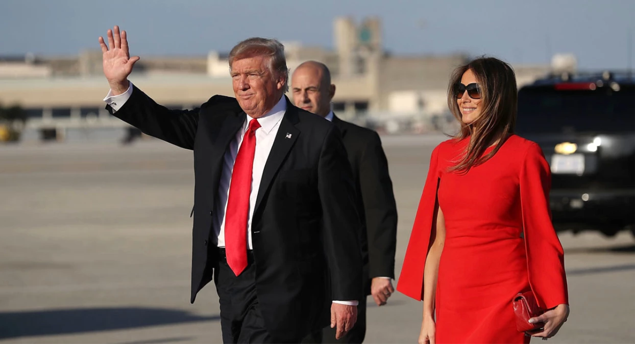 Son Görüntüsü Olay Olan Melania Trump, Eşiyle Seyahate Çıktı