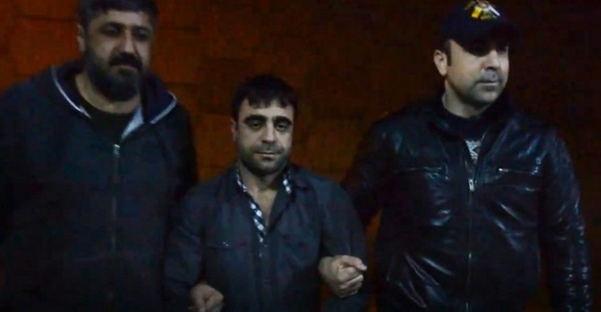 50 Yıl Hapisle Aranan Cezaevi Firarisi Kuşadası\'nda Yakalandı