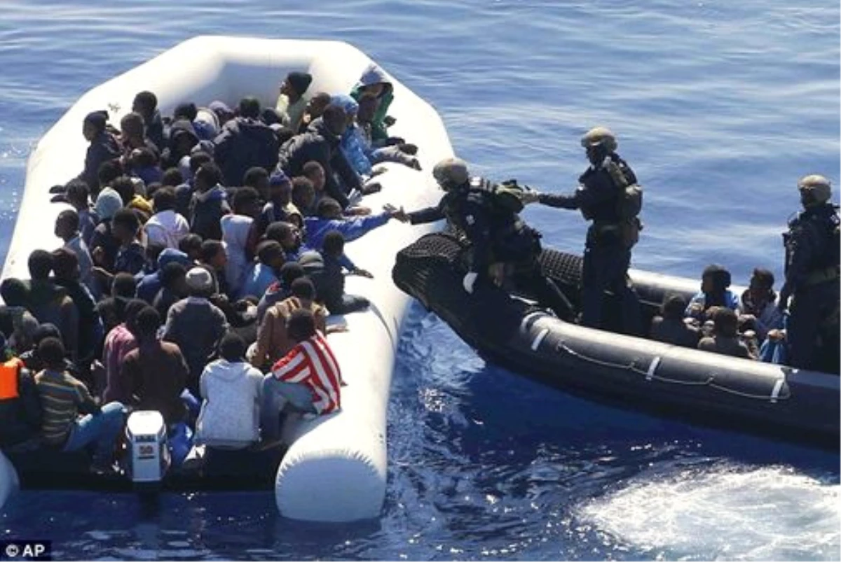 Akdeniz\'de Göçmen Geçişleri