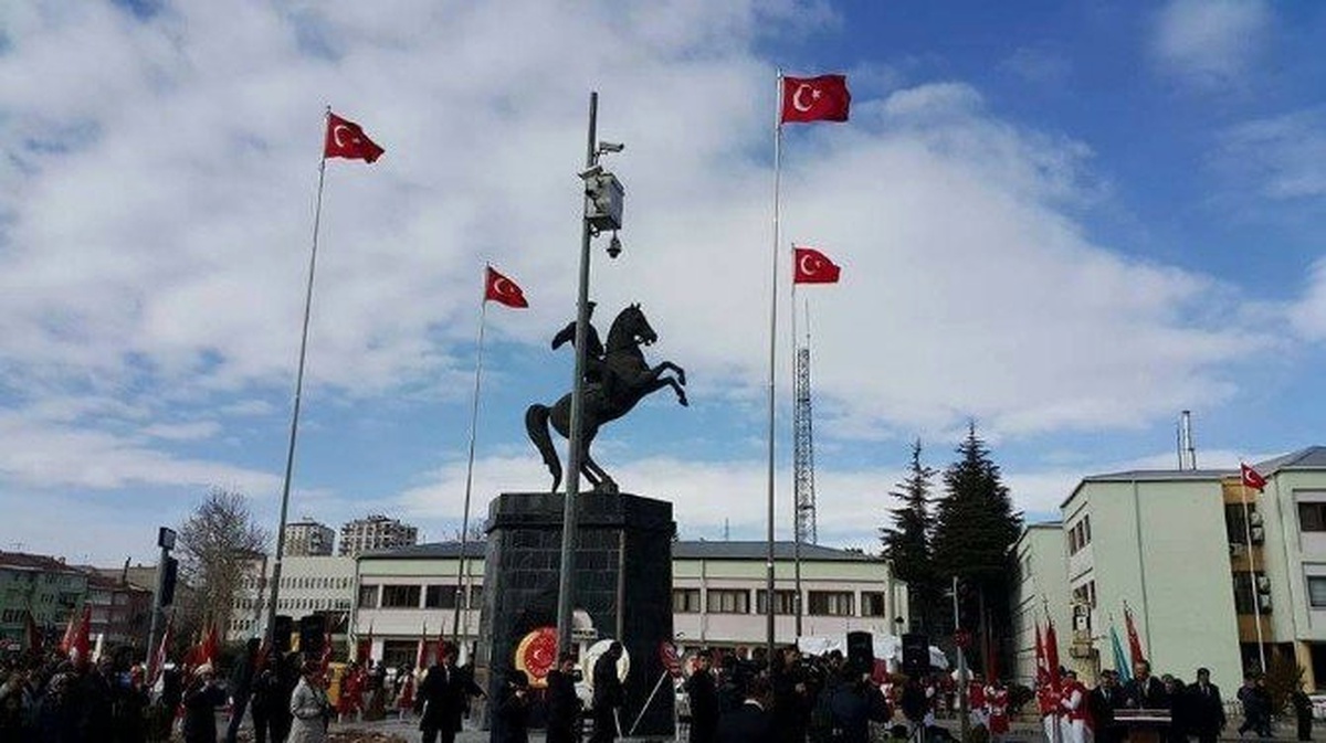Atatürk\'ün Niğde\'ye Gelişinin 83. Yıl Dönümü