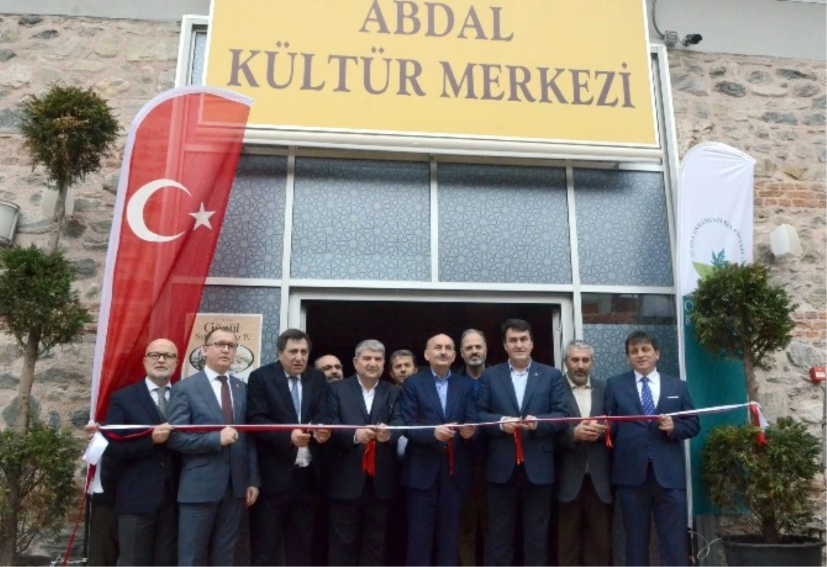 Bakan Müezzinoğlu Abdal Kültür Merkezi\'ni Açtı