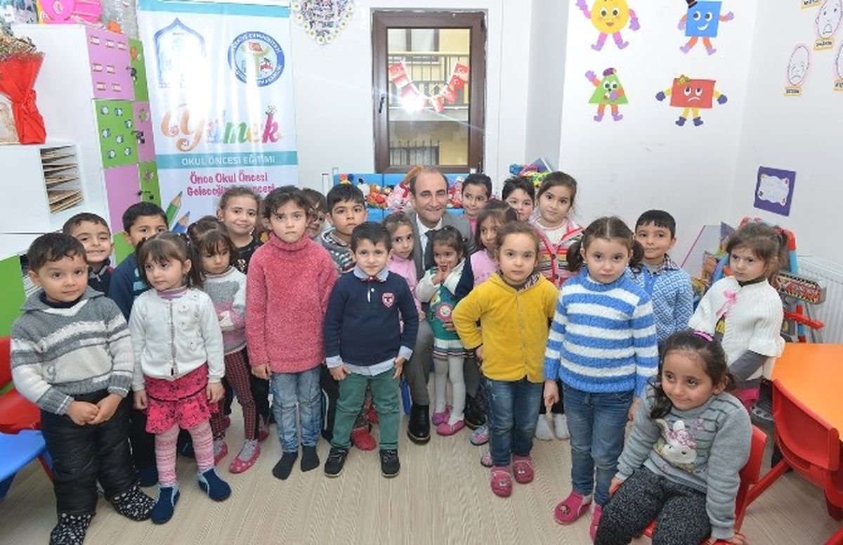 Çocuklar Geleceğe Yıldırım\'da Hazırlanıyor