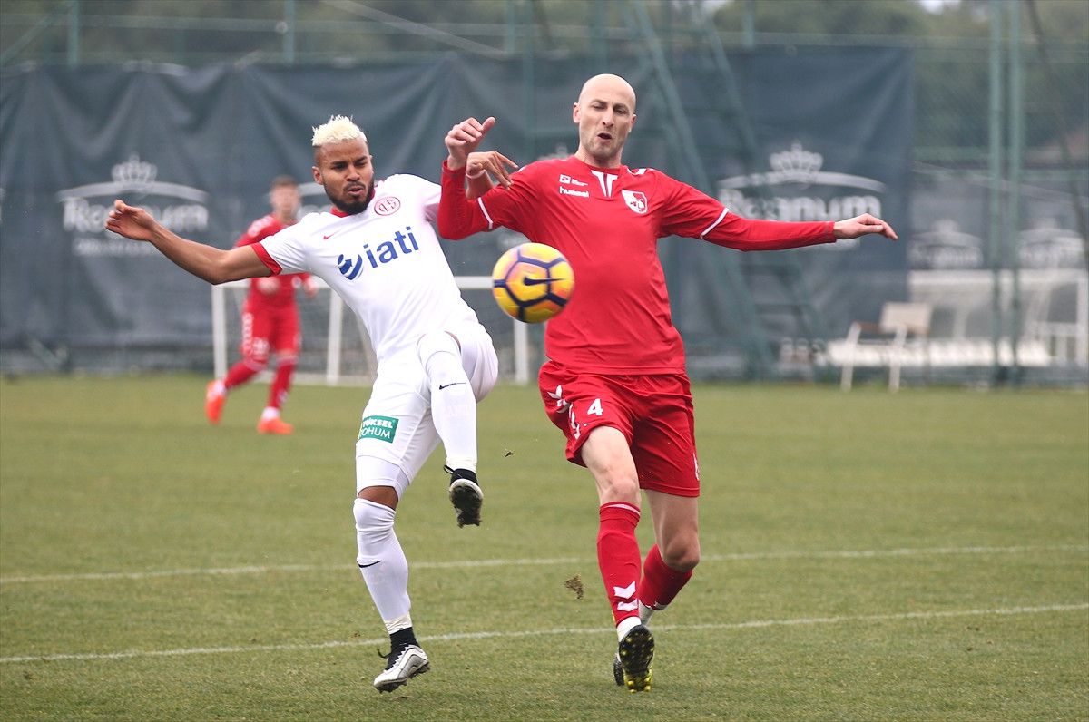 Futbol: Hazırlık Maçı