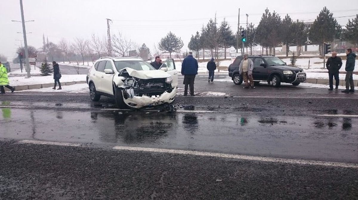 İncesu\'da Maddi Hasarlı Trafik Kazası