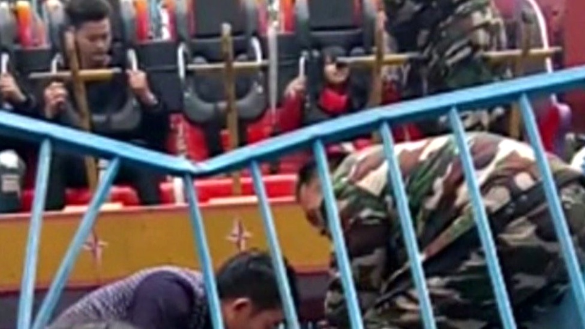 Lunaparkta \'Uzay Yolculuğu\' Makinesinden Fırlayan Çocuk Öldü
