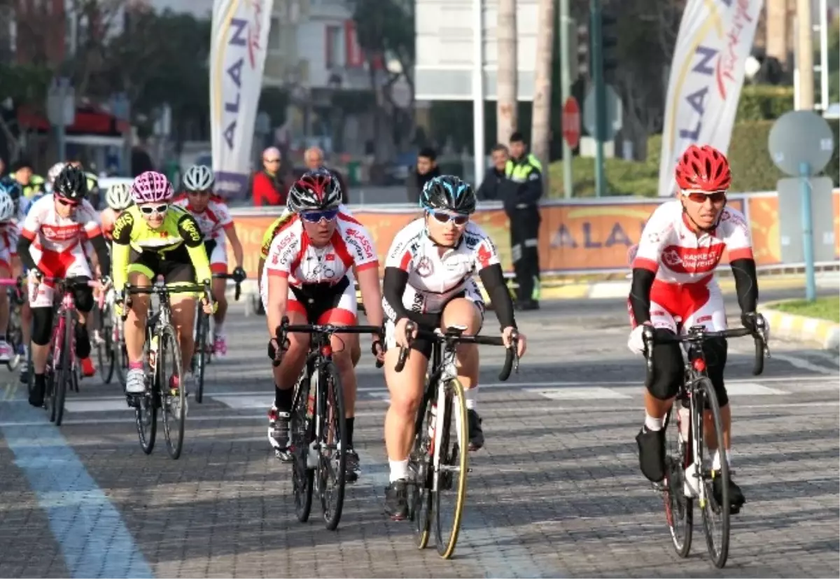 Pedallar Alanya\'da Çevrildi