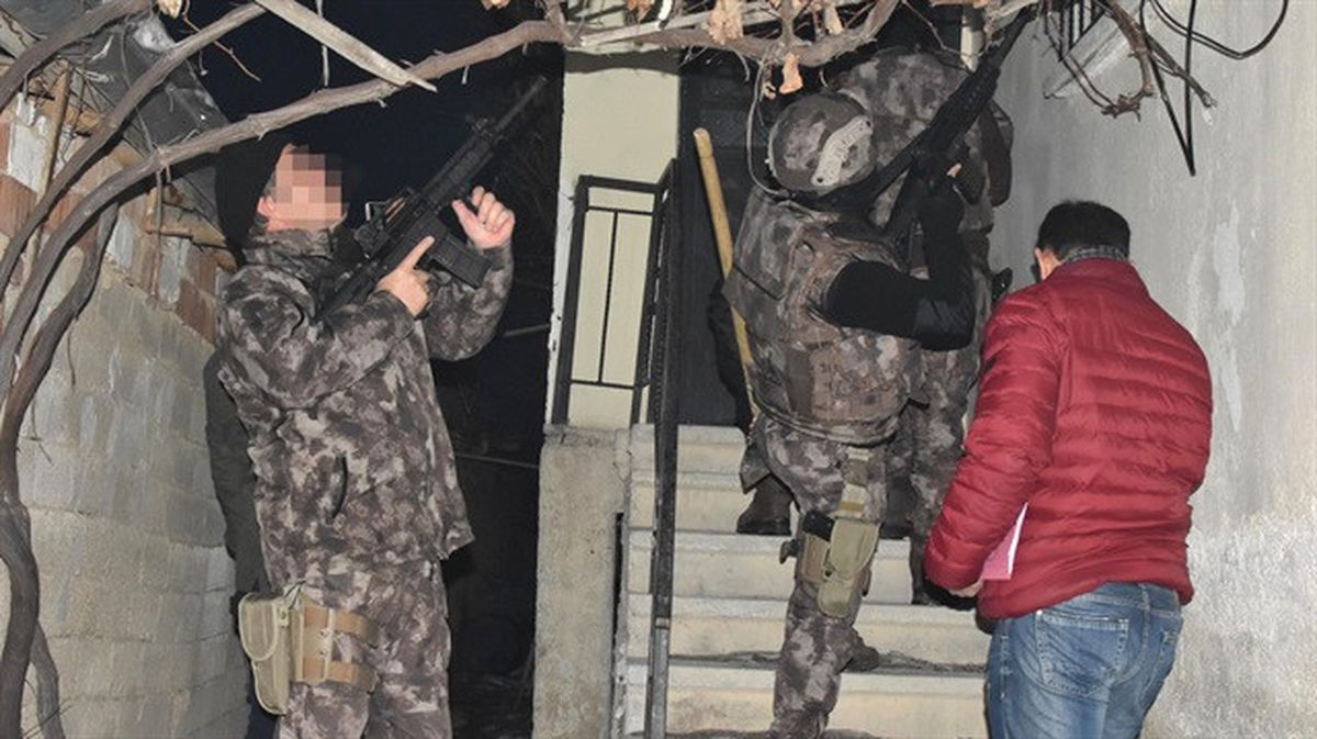 Terör Örgütü Deaş\'a 28 İlde Eş Zamanlı Operasyon