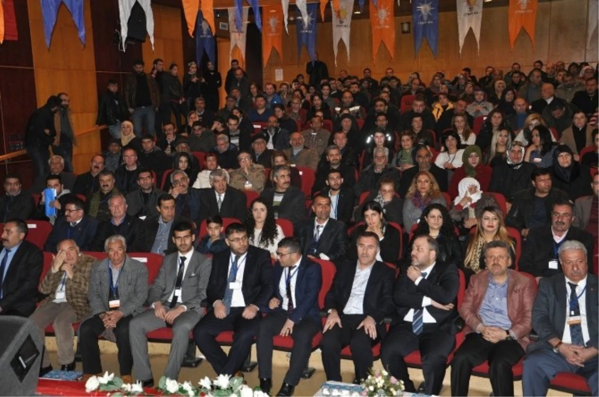 Tunceli\'de AK Parti Genişletilmiş İl Danışma Meclisi Toplantısı