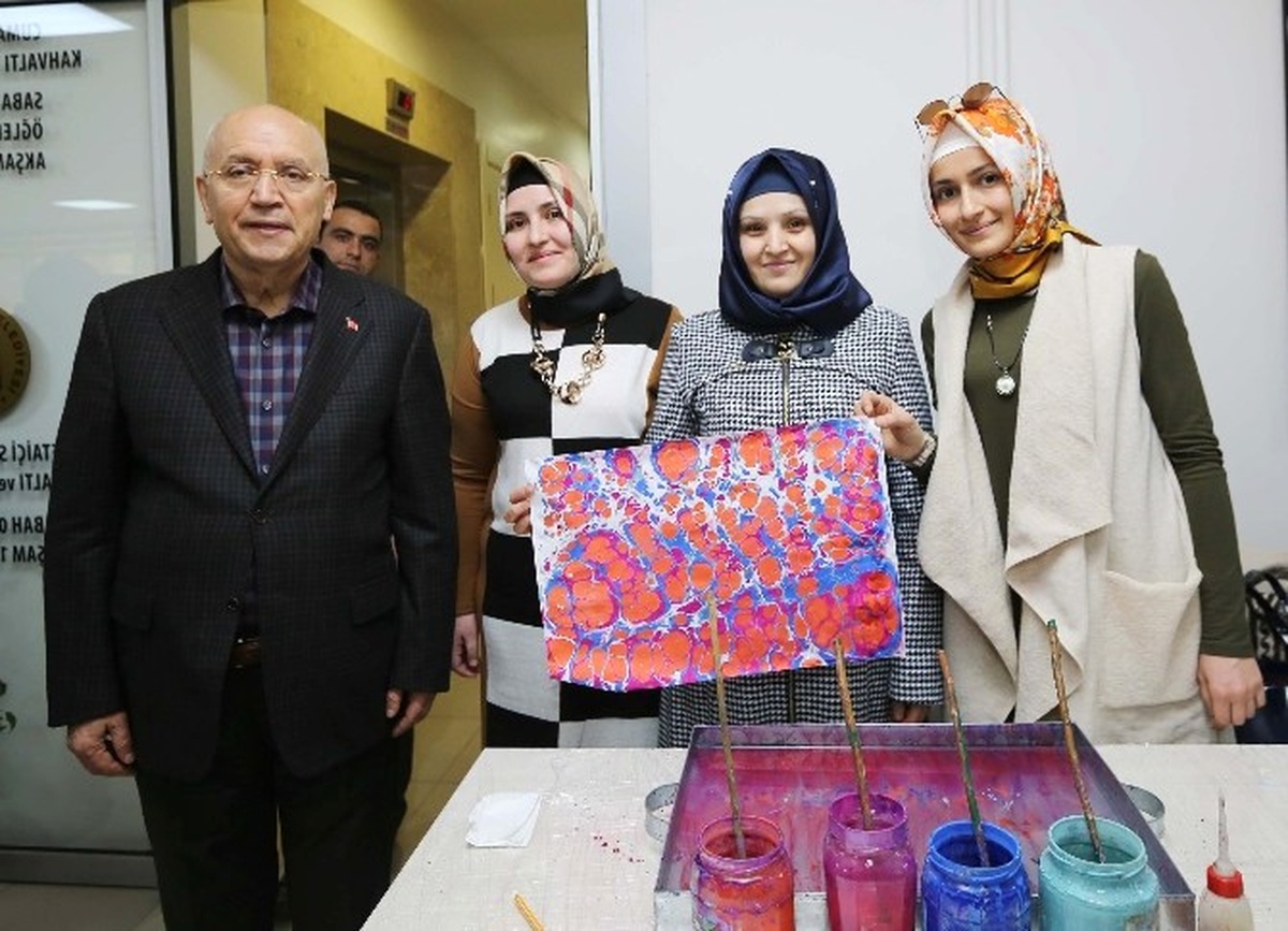 Yenimahalle\'de Kanser Hastaları Moral Buldu