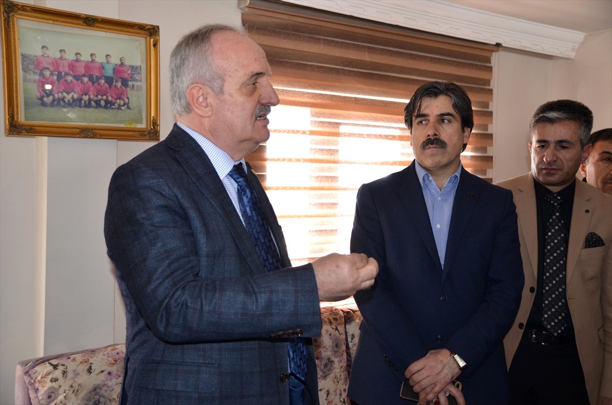 AK Parti Kocaeli Milletvekili Aygün, Yüksekova\'da