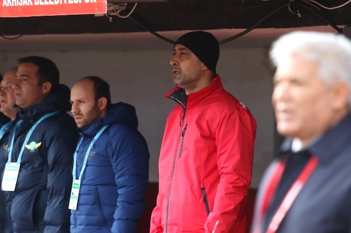Akhisar Belediyespor\'da Kupa Galibiyeti Mutlu Etti