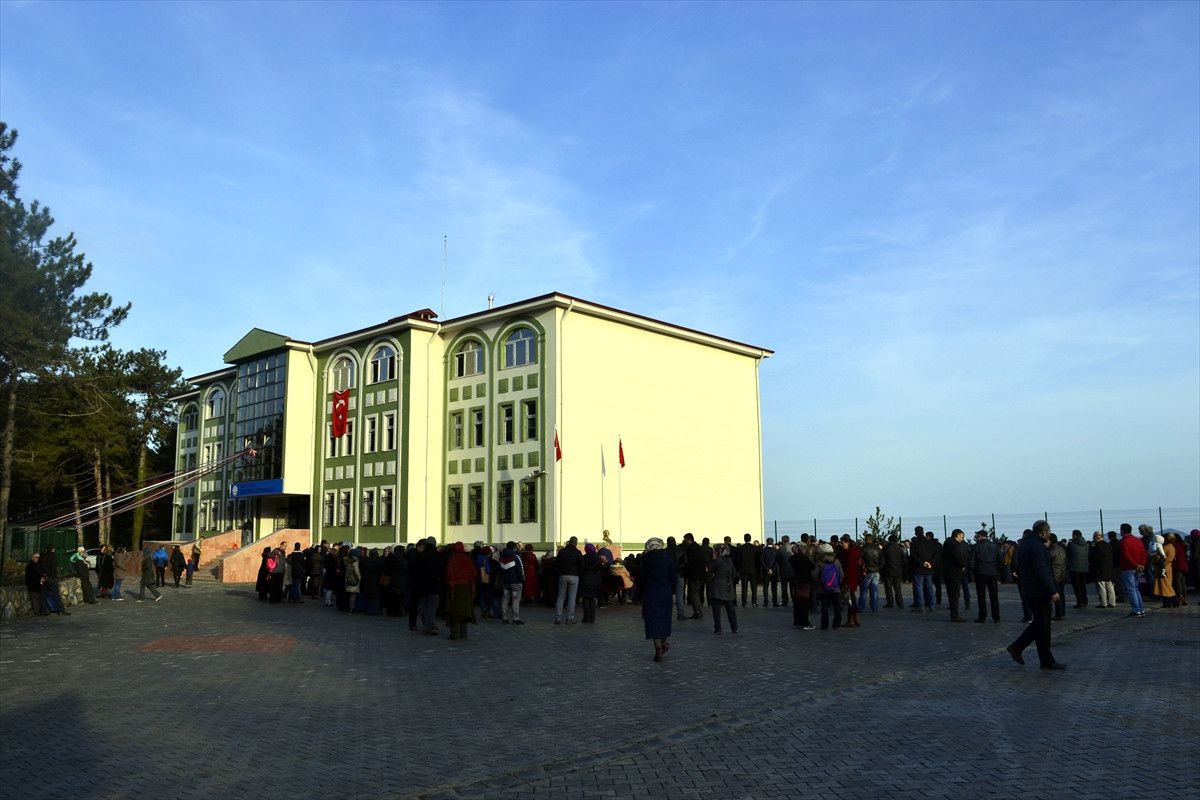 Alaplı\'da Atatürk Ortaokulu Açıldı