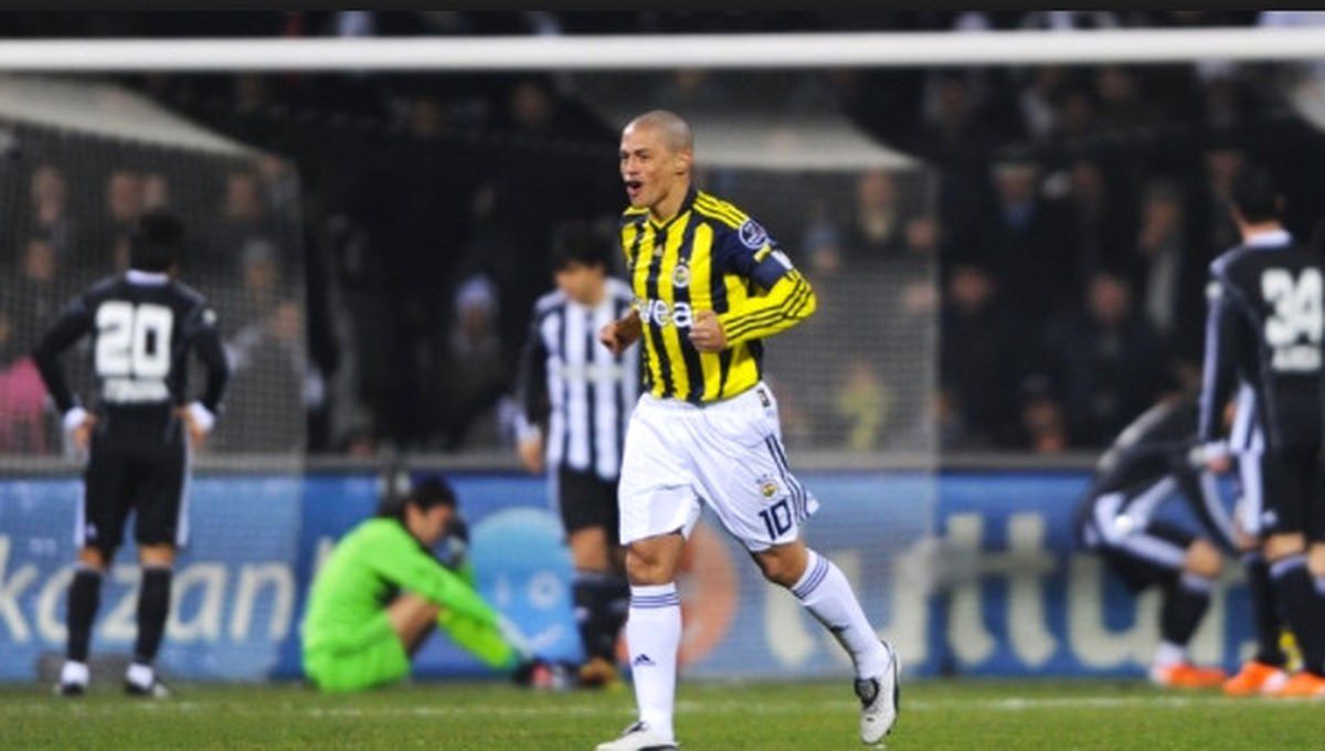 Alex de Souza Fenerbahçe\'ye Başarılar Diledi