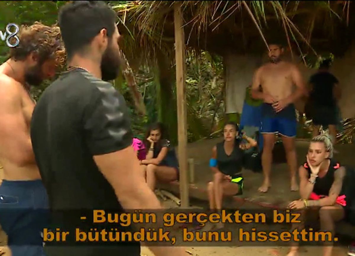 Anıl ve Berna, Takım Konuşması Sırasında Gerildi!