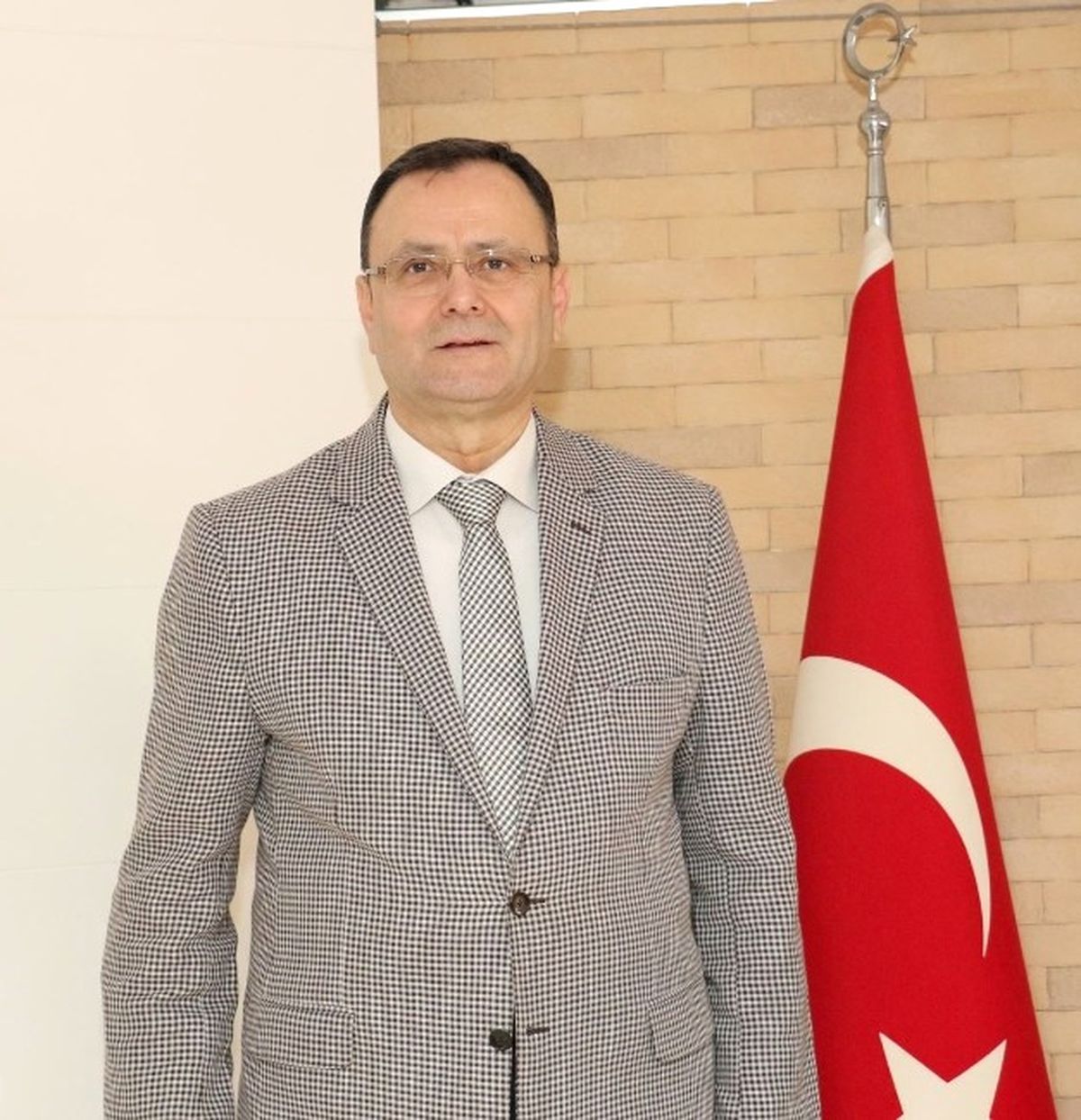 Aşut: "2017 Güllük Gülistanlık Görünmüyor Ama İhracatı Artırmak da İmkansız Değil"
