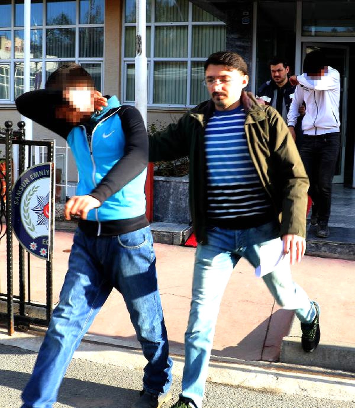 Ayakkabı Hırsızlığına 3 Gözaltı