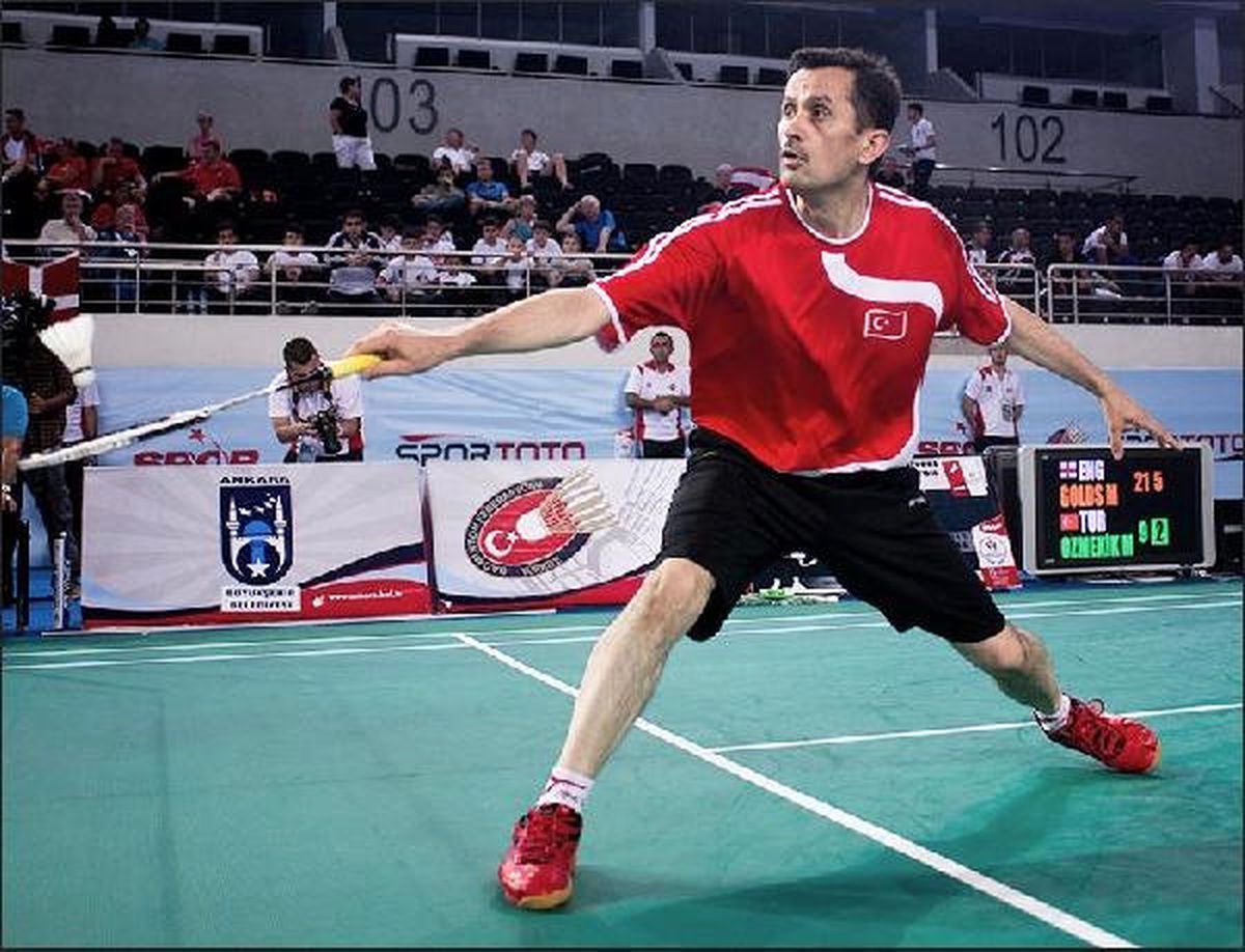 Badminton Federasyonu Başkanı Özmekik, Türkiye Şampiyonu Oldu