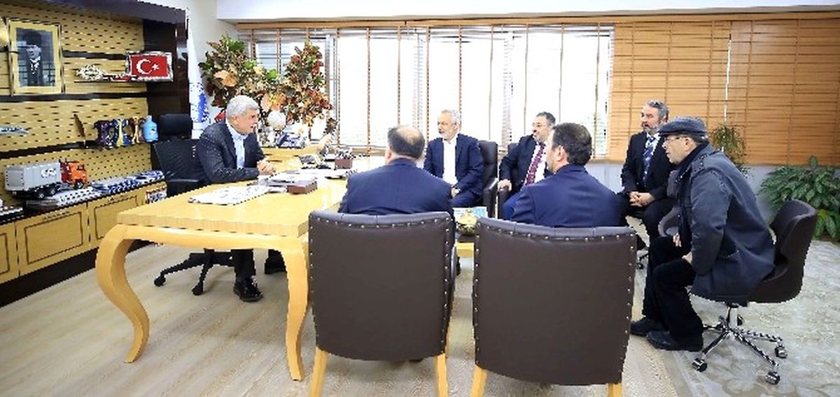 Başkan Karaosmanoğlu, Deniz Feneri Derneğini Konuk Etti