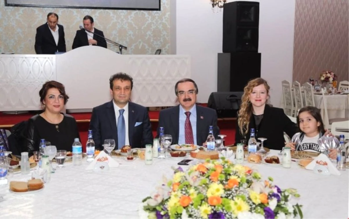 Başsavcı Mustafa Ercan\'a Veda Yemeği Düzenlendi