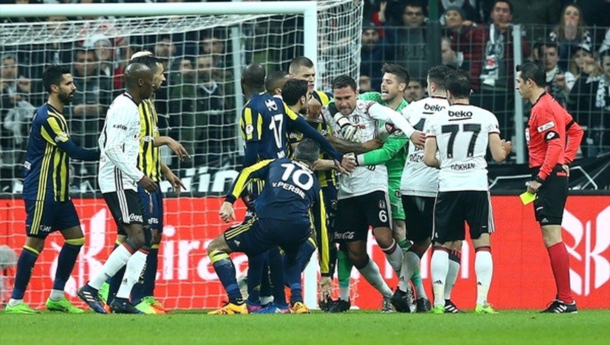 Beşiktaş Taraftarından Ali Palabıyık\'a Tepki