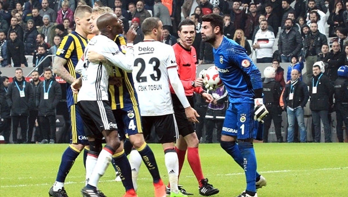 Beşiktaş Taraftarlarından Volkan Demirel\'e Yoğun Tepki