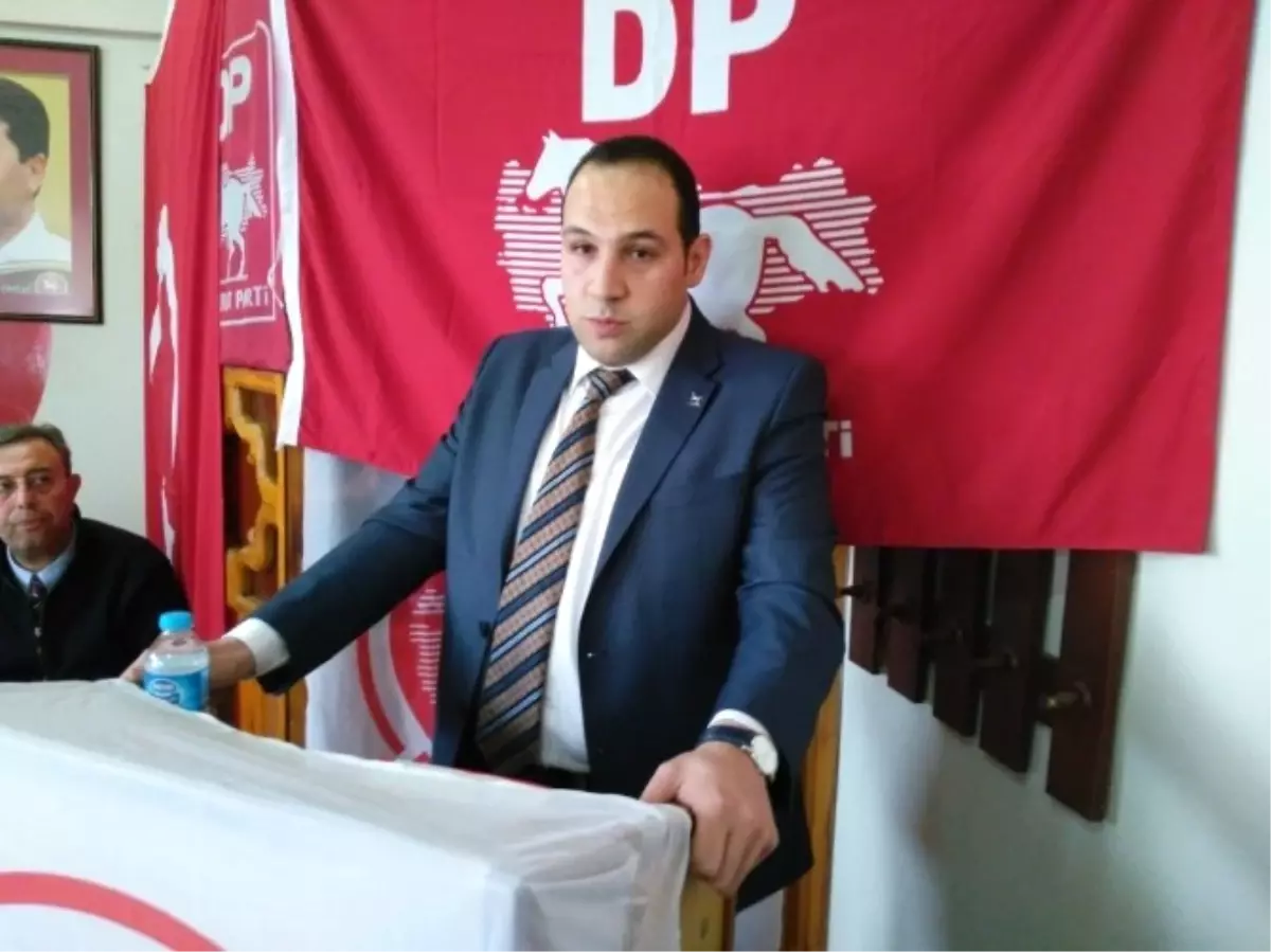 Cemal Gönenç Eşiyok DP Kütahya Merkez İlçe Başkanı Oldu