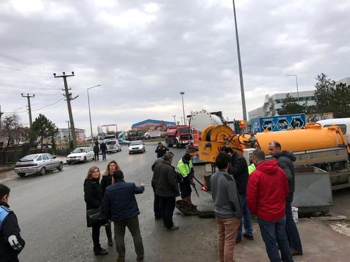Çerkezköy\'de Yayılan Ağır Kokular Panik Yarattı