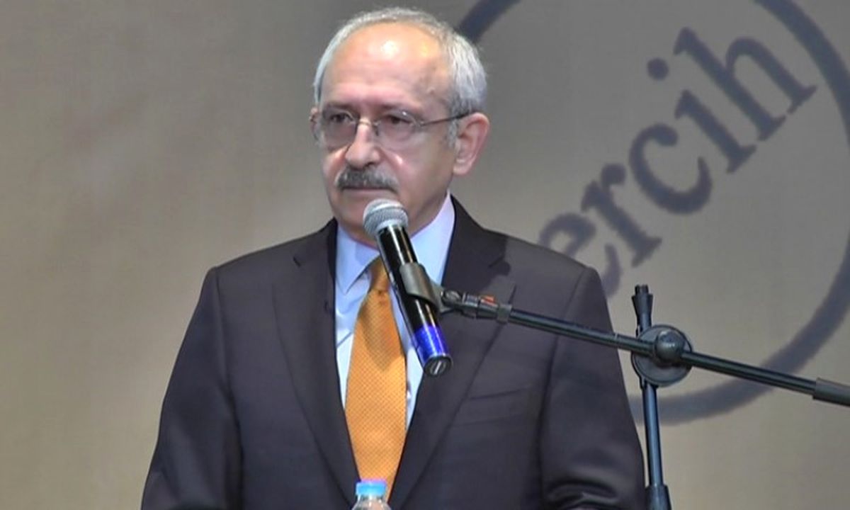 CHP Lideri İl ve İlçe Başkanlarını Ankara\'da Topladı