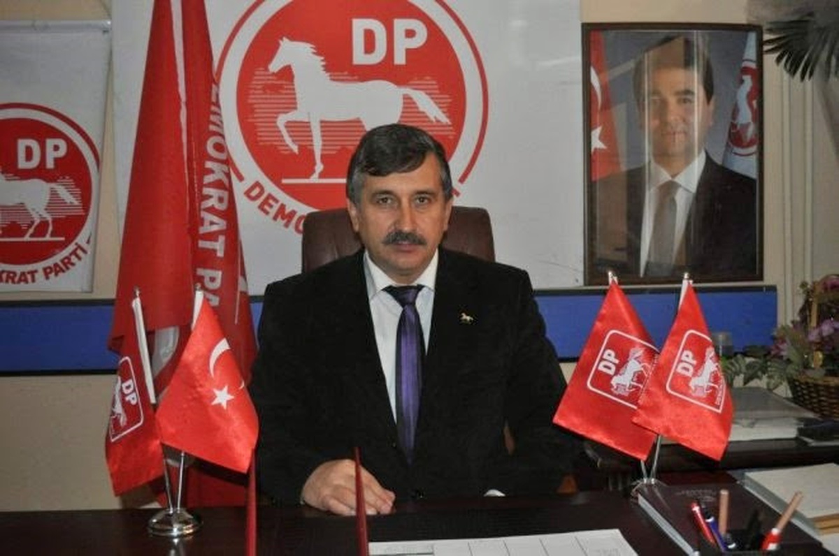 Demokrat Parti Kayseri İl Başkanı İsmet Özbakkal, "Demokrat Parti Kongreye Gidiyor"