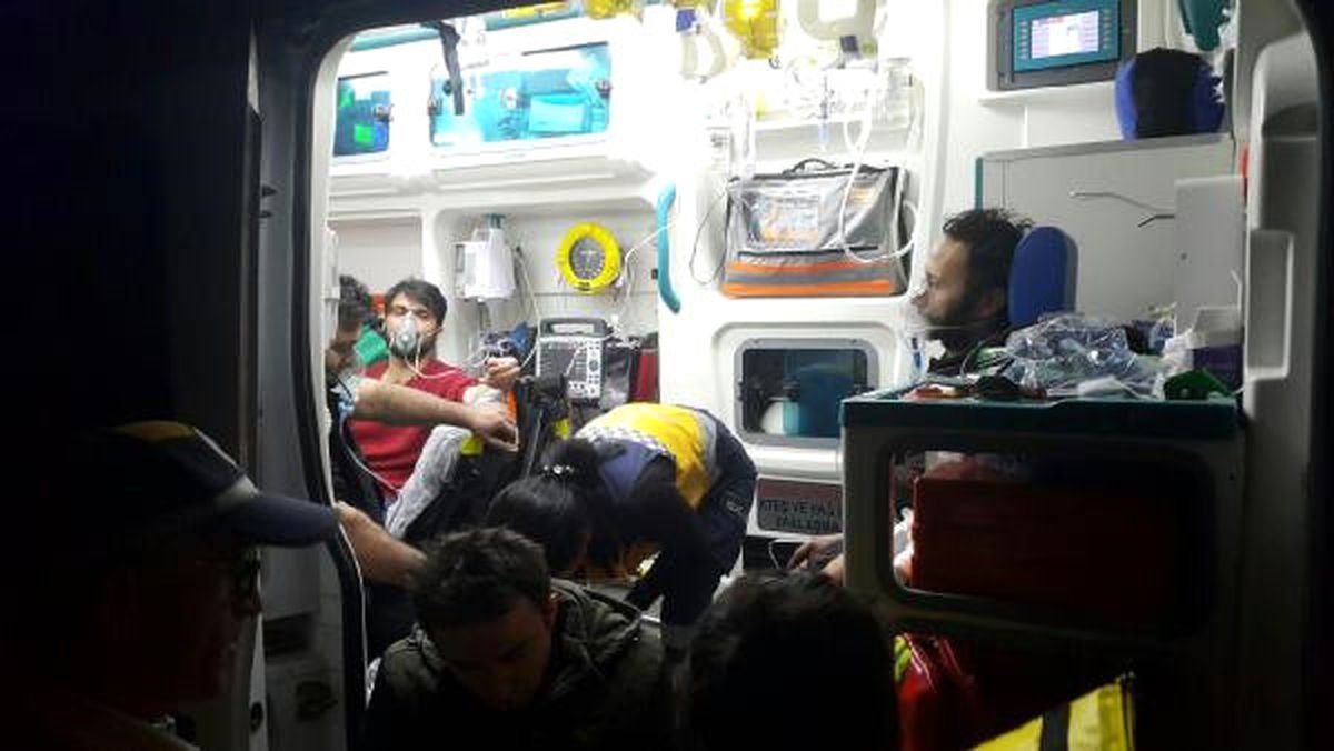 Elyaf Fabrikasında Yangın: 5 İşçi Dumandan Etkilendi