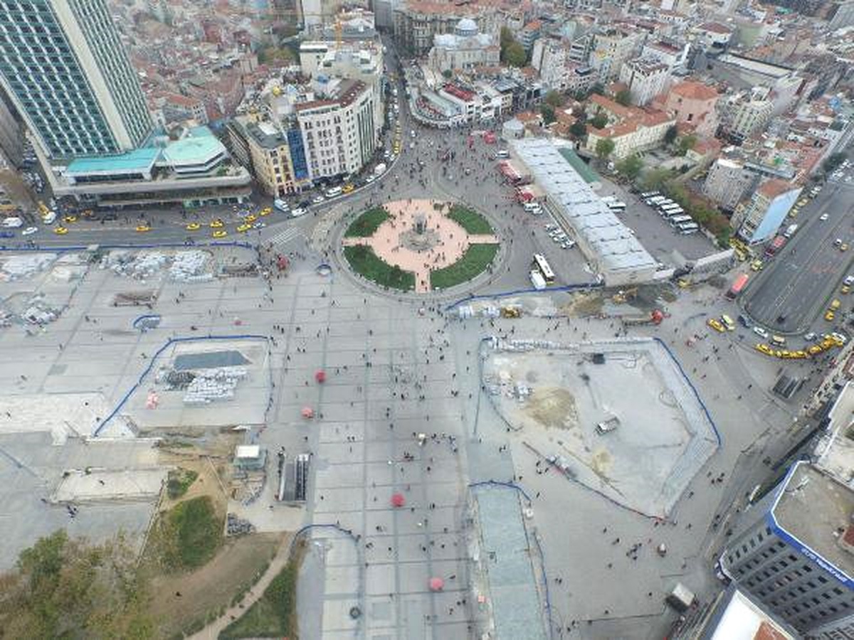 Fotoğraf // Cami Yapılması İstenen Taksim\'in Hava Fotoğrafları
