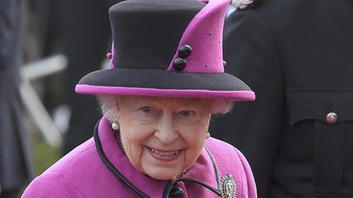 İngiltere Kraliçesi İkinci Elizabeth, Tahttaki 65. Yılını Kutlayacak