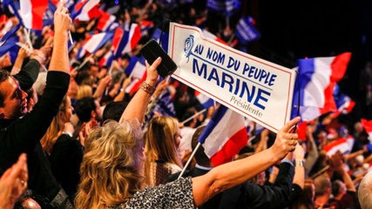 Le Pen\'in Seçim Programının İlk Maddesi "Fransa\'nın Egemenliğine Geri Dönüş"