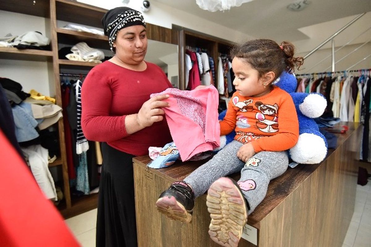 Muratpaşa\'dan 30 Bin 50 Kişiye Yardım