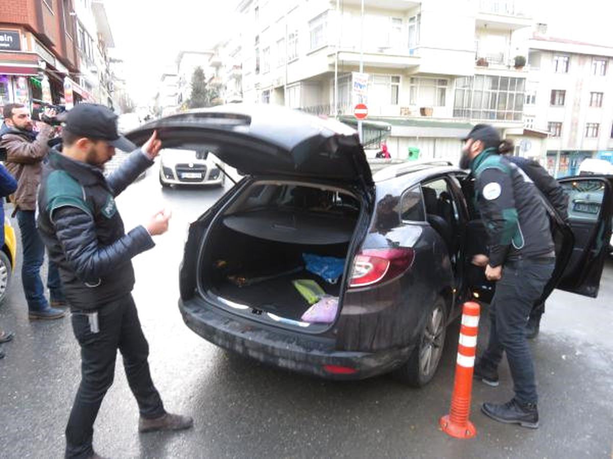 Narkotim Ekiplerinden Okul Önlerinde Uyuşturucu Denetimi