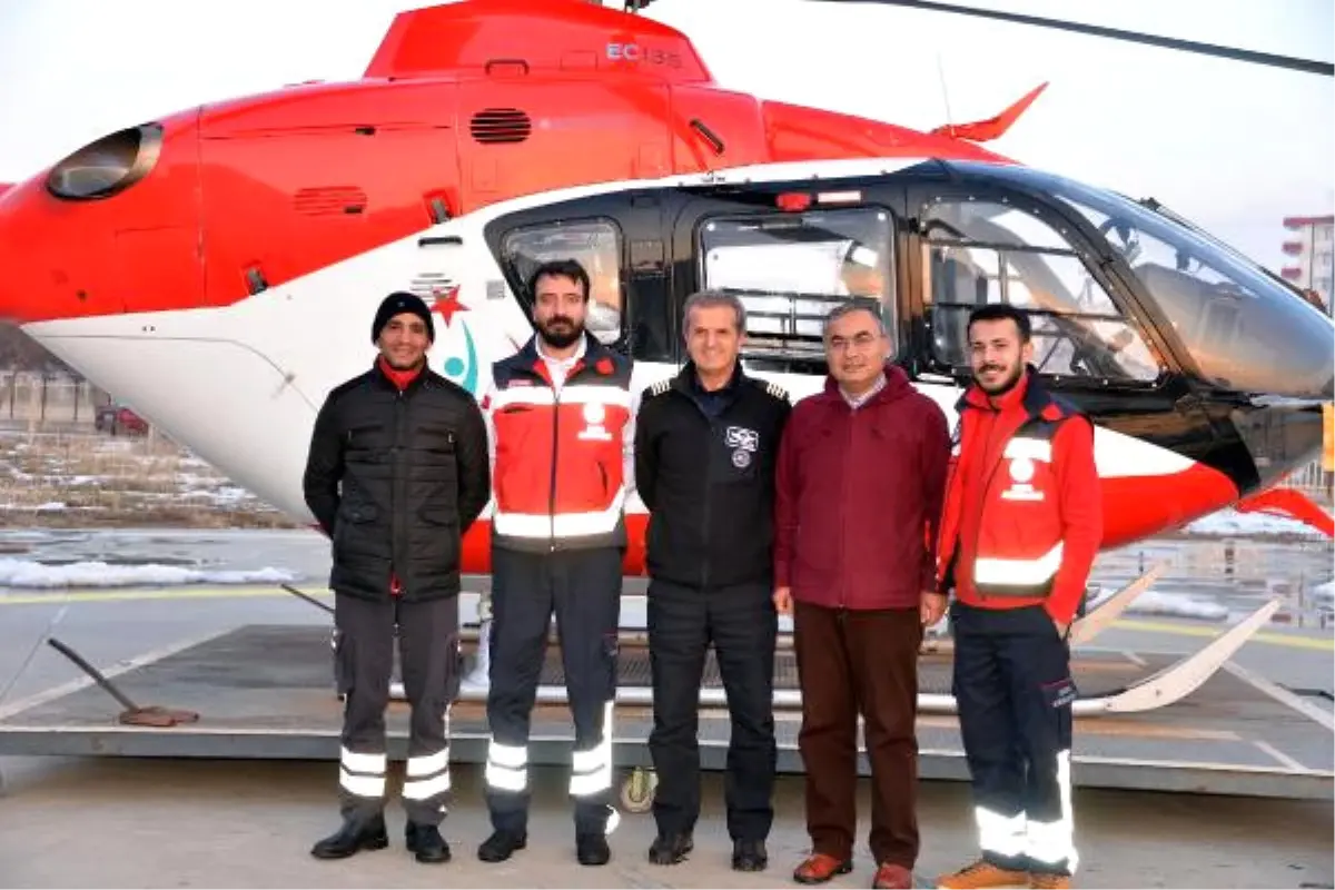 Ölümü Göze Alan Sağlık Ekipleri, Kanamalı Hamile Kadının Hayatını Kurtardı