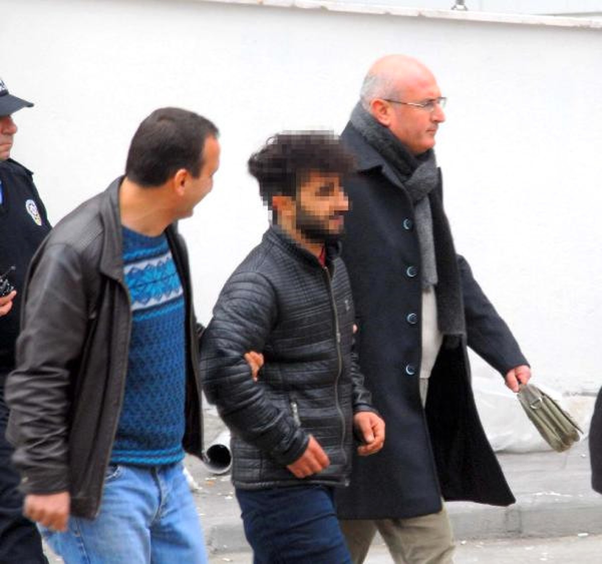 Parası Getirilen İşçi İntihardan Vazgeçti