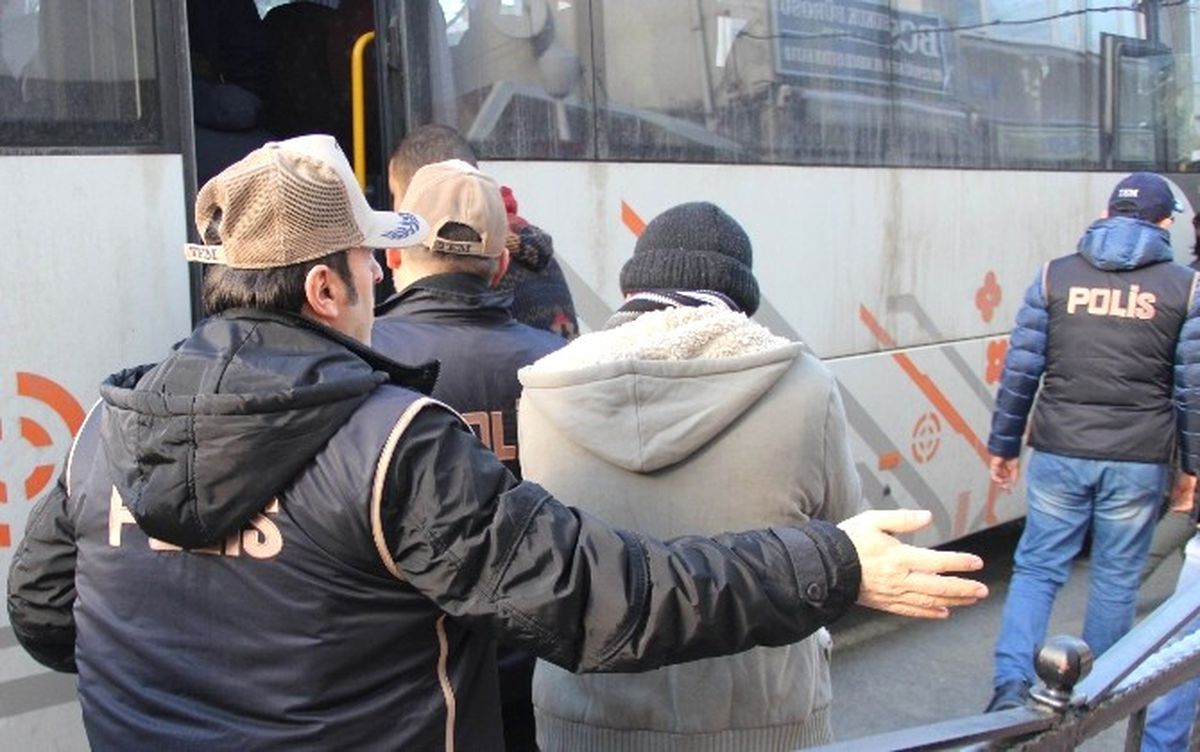 Samsun\'da Deaş Şüphelisi 12 Iraklıya Adli Kontrol