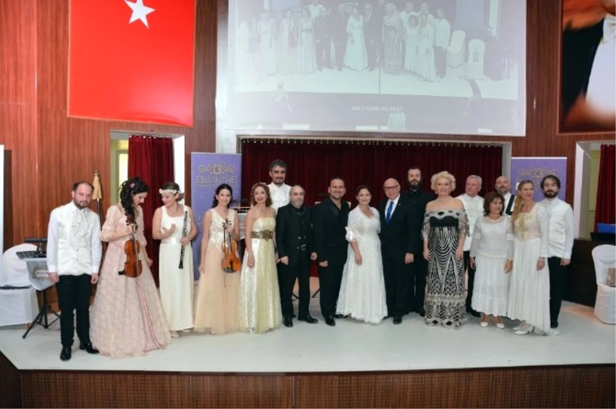 Süleymanpaşa Likya Barok Orkestrası ile Rönesans\'ı Yaşadı
