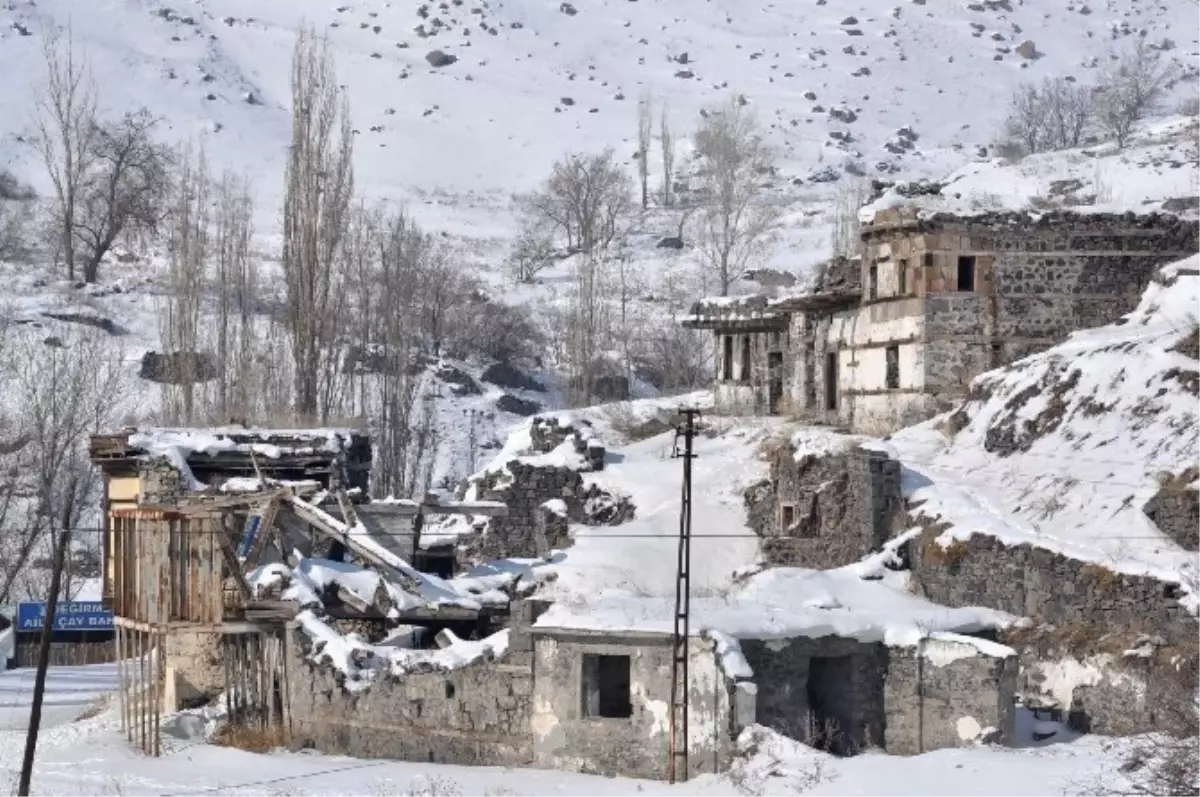 Tarihi Ahmet Tevfik Paşa Konağı ile Kars Evleri Osmanlı Projesi Dışında mı Kalacak?