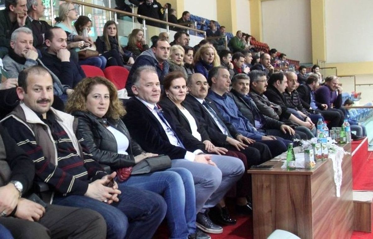 Vali Dağlı, Basketbol Maçını İzledi