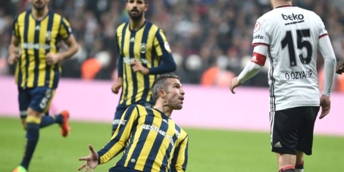 Van Persie\'den İlginç Gol Sevinci